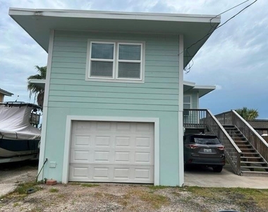 109 Bayou Vista Dr - Photo Thumbnail 1