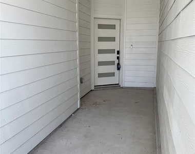 9026 Scott Street - Photo Thumbnail 25