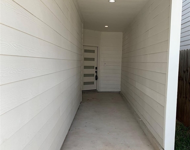 9026 Scott Street - Photo Thumbnail 26