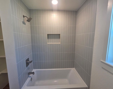 803 Coleman Street - Photo Thumbnail 20