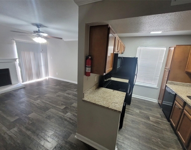 7250 W Greens Road - Photo Thumbnail 1