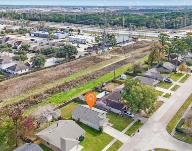 14818 Gladewick Drive - Photo Thumbnail 18