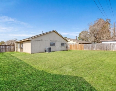 14818 Gladewick Drive - Photo Thumbnail 15
