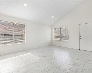 14818 Gladewick Drive - Photo Thumbnail 2