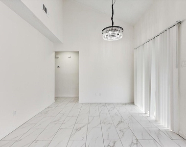 14818 Gladewick Drive - Photo Thumbnail 4