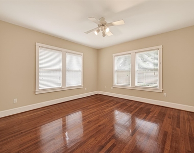 1807 Crocker Street - Photo Thumbnail 15