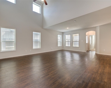 13217 Dalvay Beach Drive - Photo Thumbnail 4