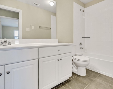 134 Solana Point Drive - Photo Thumbnail 13