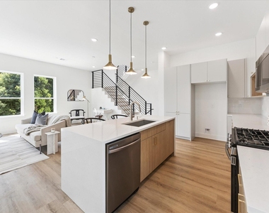 6343 W Montgomery Road - Photo Thumbnail 6