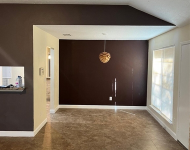 7010 Pickett Drive - Photo Thumbnail 3