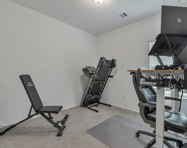 16751 Rover Lane - Photo Thumbnail 9