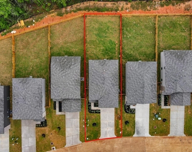 13499 Bay Springs Dr - Photo Thumbnail 3