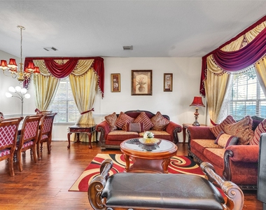 5514 Gatesprings Lane Lane - Photo Thumbnail 5