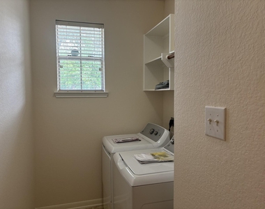 5514 Gatesprings Lane Lane - Photo Thumbnail 20