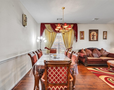 5514 Gatesprings Lane Lane - Photo Thumbnail 6