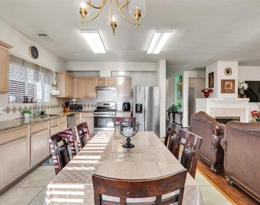 5514 Gatesprings Lane Lane - Photo Thumbnail 12