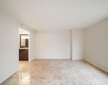 3525 Sage Road - Photo Thumbnail 6