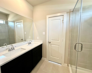 12164 Ridge Top Drive - Photo Thumbnail 7