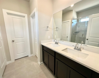 12164 Ridge Top Drive - Photo Thumbnail 8