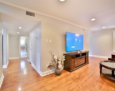 2625 Peckham Street Street - Photo Thumbnail 5