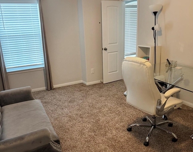 17607 Desmond Street - Photo Thumbnail 17