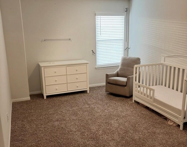 17607 Desmond Street - Photo Thumbnail 13