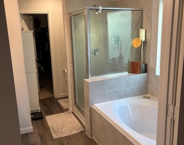 17607 Desmond Street - Photo Thumbnail 11