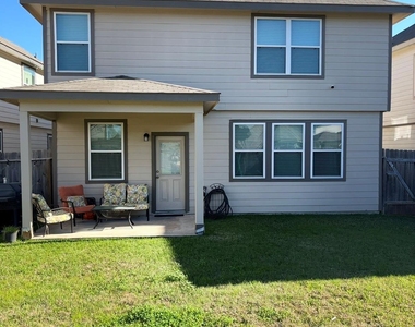 17607 Desmond Street - Photo Thumbnail 21