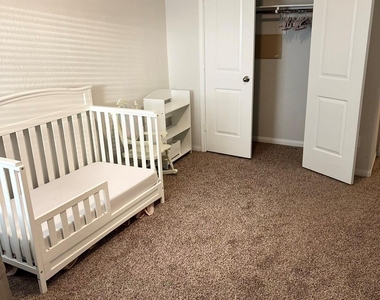 17607 Desmond Street - Photo Thumbnail 14