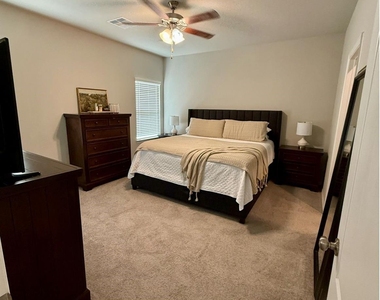 834 Redinger Ridge Drive - Photo Thumbnail 3