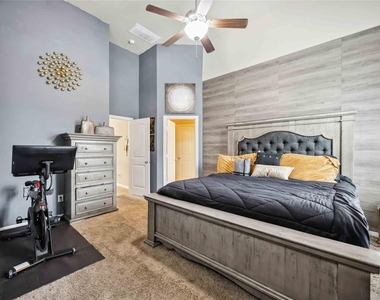 12419 Alora Bluff Trail - Photo Thumbnail 14