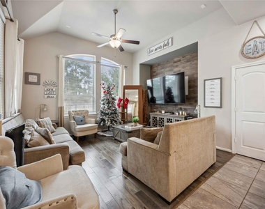 12419 Alora Bluff Trail - Photo Thumbnail 4