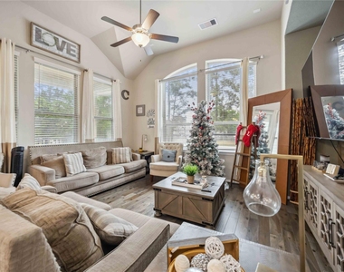 12419 Alora Bluff Trail - Photo Thumbnail 5