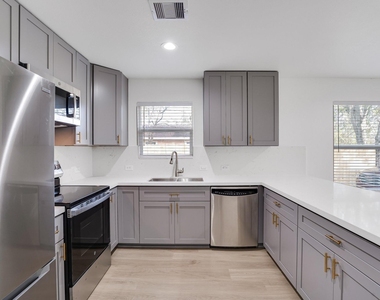 6123 Tuskegee Street - Photo Thumbnail 1