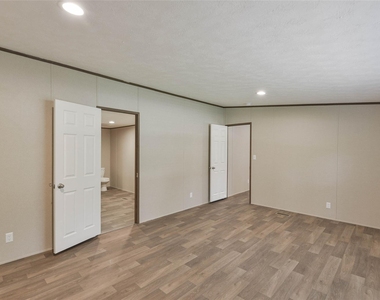 25150 Faraway Lane - Photo Thumbnail 10