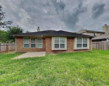 10923 Tattershall Lane - Photo Thumbnail 19