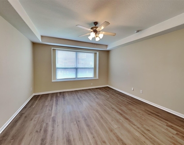 10923 Tattershall Lane - Photo Thumbnail 8
