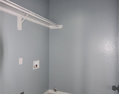 956 County Road 281 - Photo Thumbnail 5