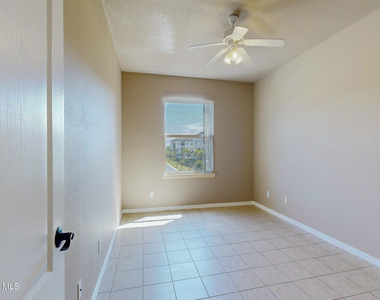 916 Ocaso Lane - Photo Thumbnail 25