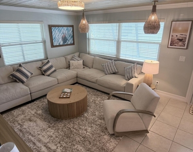 2161 Todd Lane - Photo Thumbnail 11