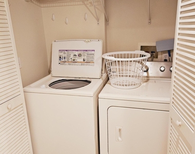180 Portside Avenue - Photo Thumbnail 9