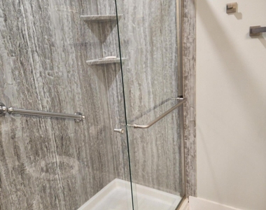3136 Finsterwald Drive - Photo Thumbnail 7