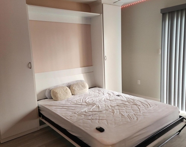 3136 Finsterwald Drive - Photo Thumbnail 9