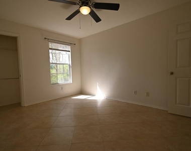 36009 Deer Creek Drive - Photo Thumbnail 9