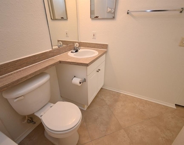36009 Deer Creek Drive - Photo Thumbnail 12