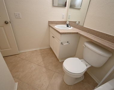 36009 Deer Creek Drive - Photo Thumbnail 17