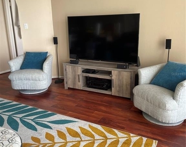 5155 Isla Key Boulevard S - Photo Thumbnail 4