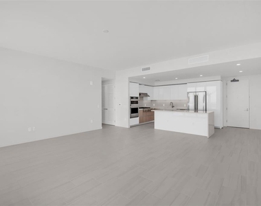 400 Central Avenue - Photo Thumbnail 13