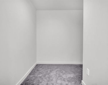 400 Central Avenue - Photo Thumbnail 25