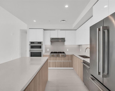 400 Central Avenue - Photo Thumbnail 3